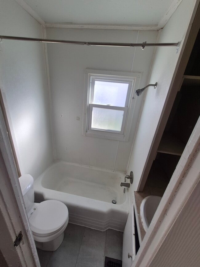 Photo - 510-512 Carroll St. Unit 510