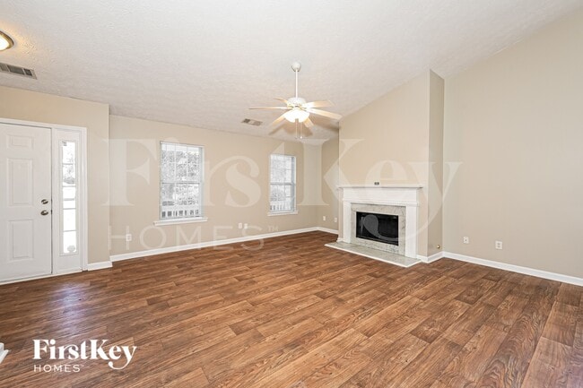 Photo - 1580 Willow River Run