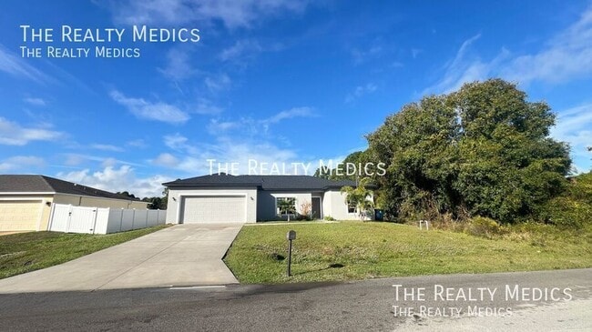 Photo - 270 Winfall Ave SW