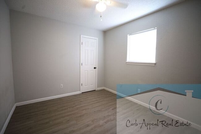 Photo - Move in special $500!! 2-bed, 1-bath apt Trumann - HUD accepted
