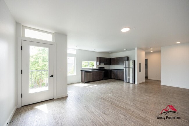 Photo - 4647 SE 40th Ave