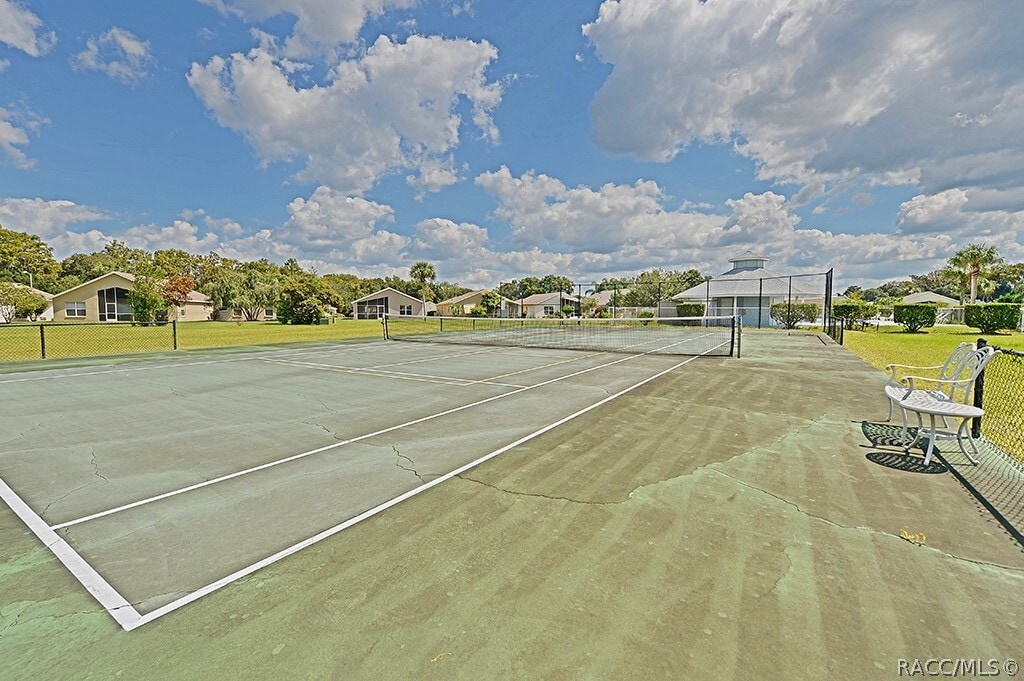Photo - 888 Pritchard Island Rd