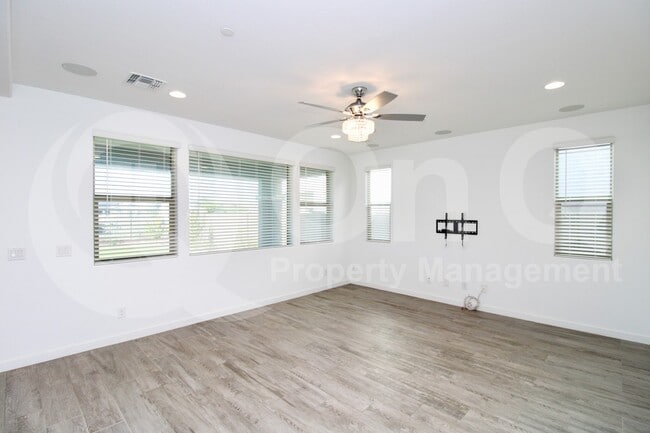 Photo - 31936 N 125th Ln