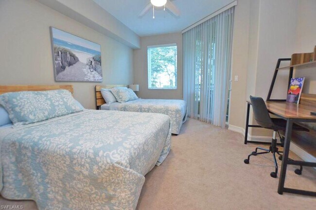 Photo - Beautifully decorated split 2/2 in stunnin...