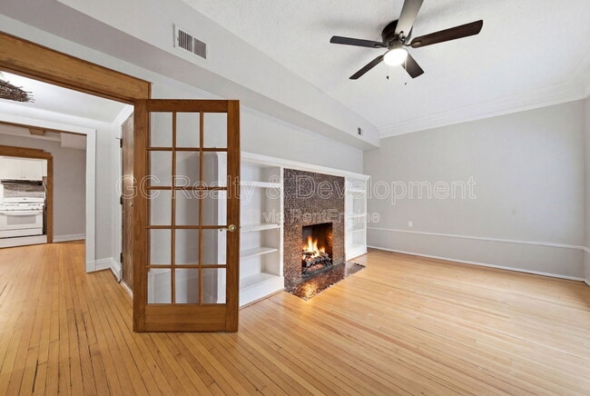 Photo - 941 E Hyde Park Blvd Unit 1 1