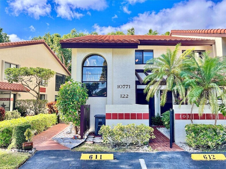 Photo - 10771 Palm Lake Ave