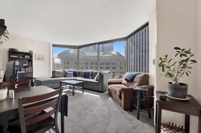 Photo - 222 N Columbus Dr Unit 3801