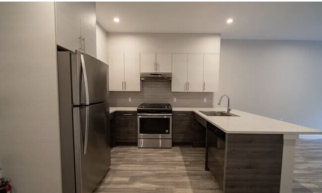 Photo - 62 Broadway Unidad 205
