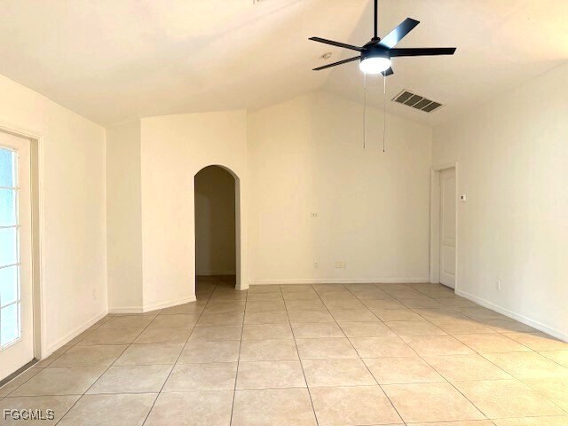 Photo - 3906 13th St W