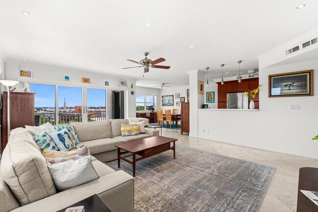 Photo - 1000 Lowry St Unit 7e