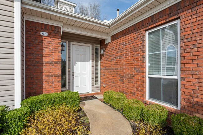 Photo - 66 Jeffrey Way