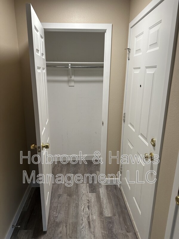 Photo - 4531 Boardwalk Dr