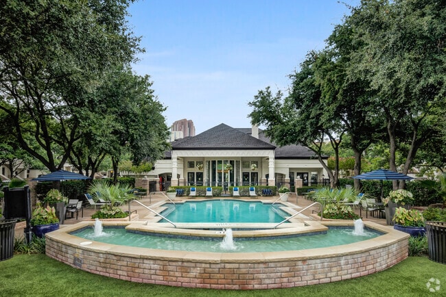 TC Pool - Gables Turtle Creek Cityplace Rental