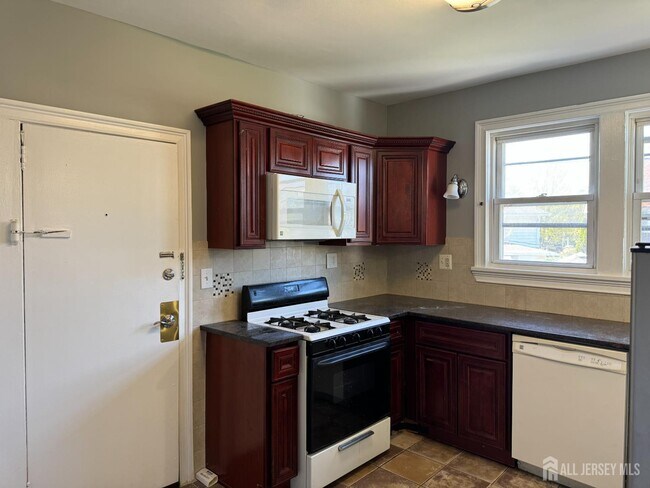 Photo - 312 N 3rd Ave