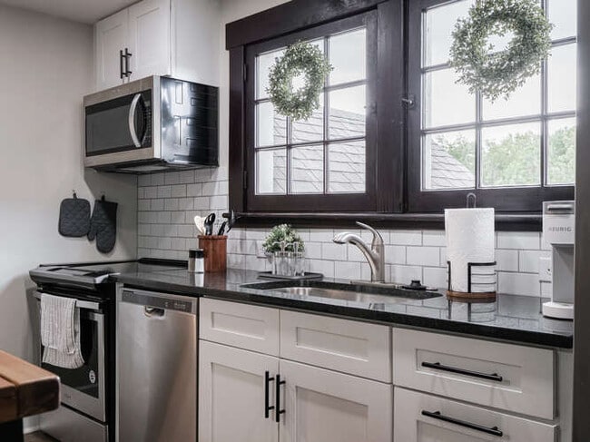 Photo - Kelker Hause