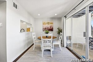 Photo - 1135 Parkview Dr Unit APT C18