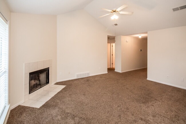 Photo - 3920 Paramount Cove