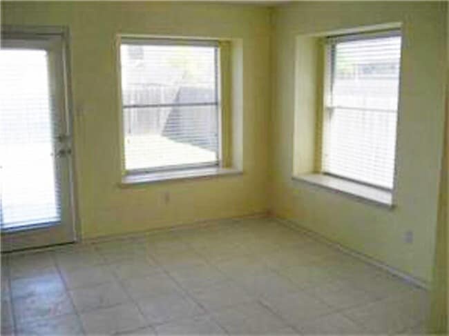 Photo - 2804 Turtle River Dr