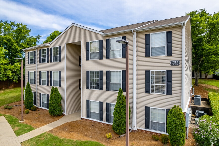 Pointe West I
