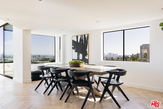 Photo - 7866 Fareholm Dr