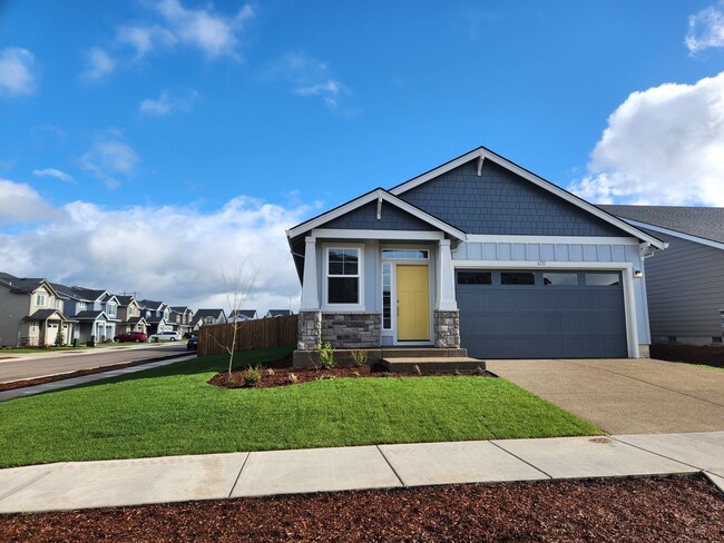 Available now! Newly Built 3 Bed / 2 Bath ... - Available now! Newly Built 3 Bed / 2 Bath ... Casa