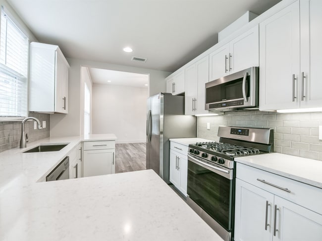 Photo - 2410 Amherst Ave