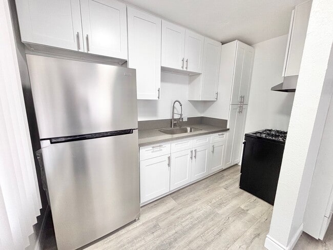 Photo - 4241 Van Horne Ave Unidad 4241 Van Horne Ave #5