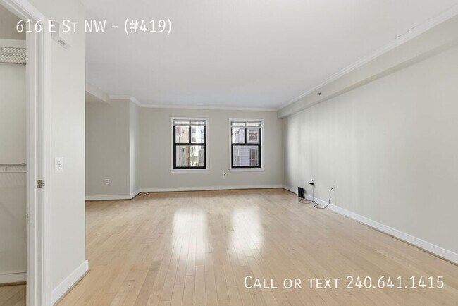 Photo - 616 E St NW
