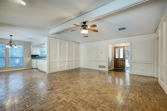 Photo - 3114 Honey Tree Ln