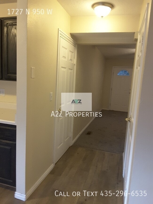 Photo - 1727 N 950 W St