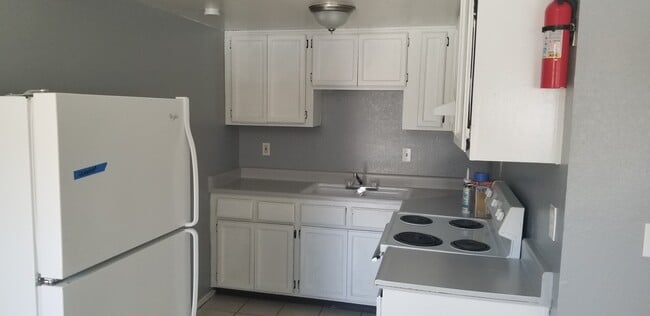 Photo - 4706 Cessna Ave Unidad 2