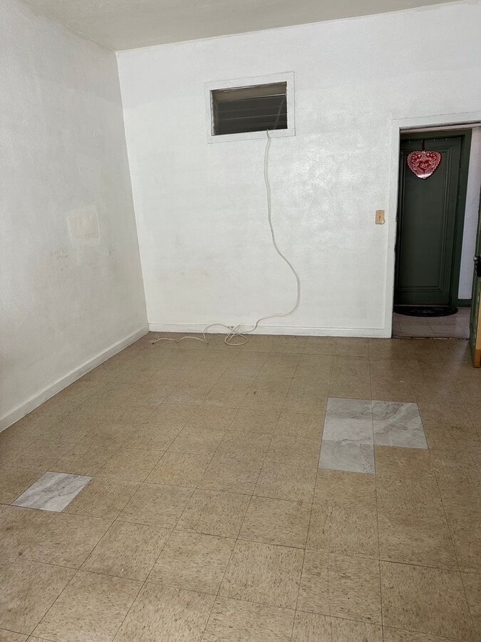 Photo - 3516 Waialae Ave Unidad R-15