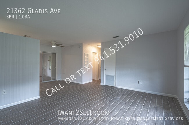 Photo - 21362 Gladis Ave