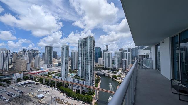 Photo - 185 SW 7th St Unit 3403