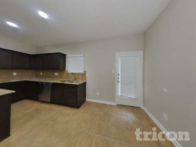Photo - 2832 Mistywood Ln
