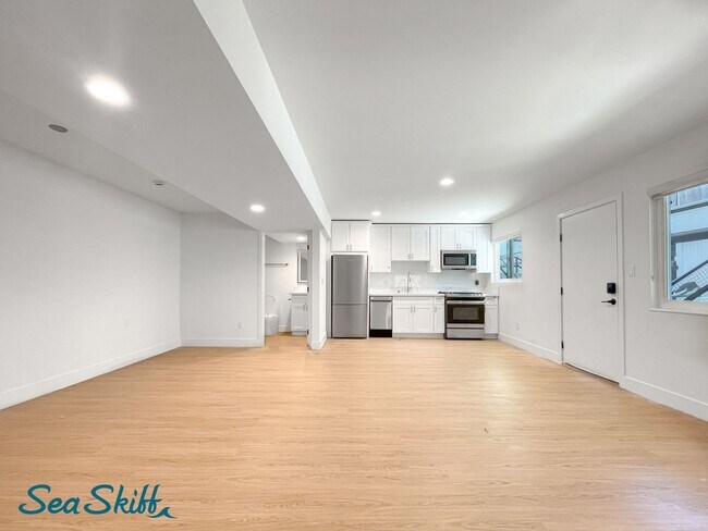 Photo - Sea Skiff Apartments – Best Ocean View in Hermosa Beach