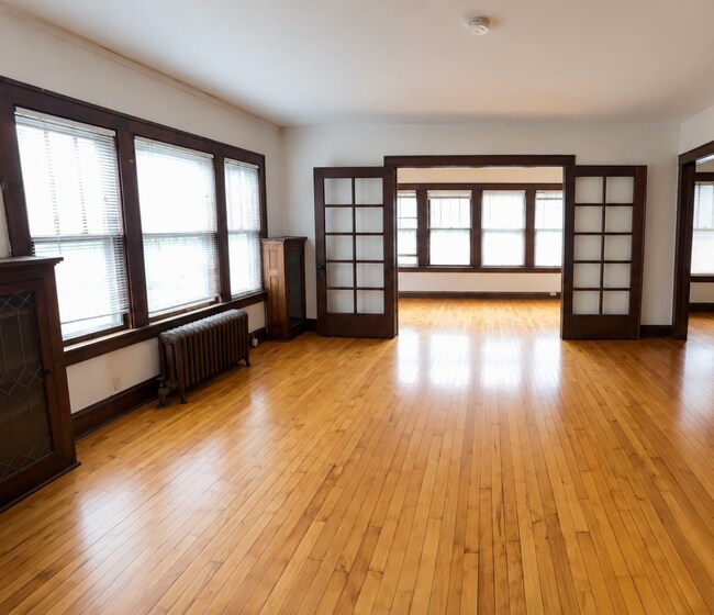 1027-1027 Jenifer St Unit 2W