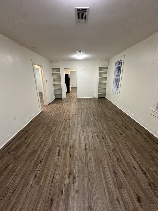 Photo - 151 Louisa Blvd