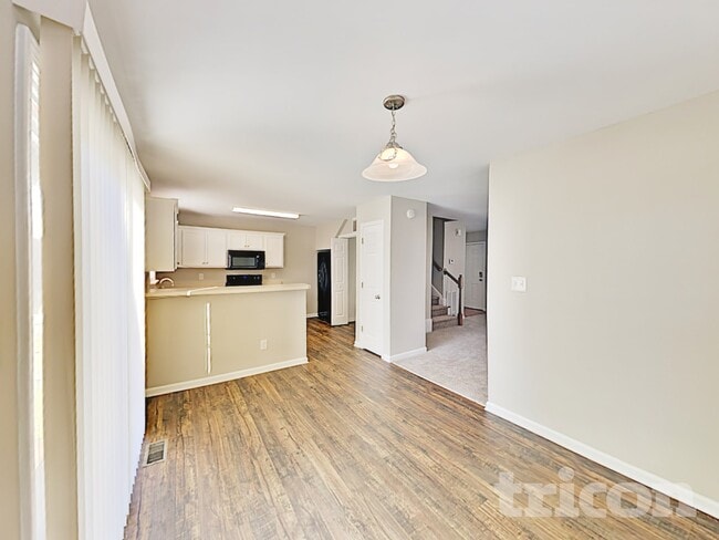 Photo - 2809 Erinridge Rd