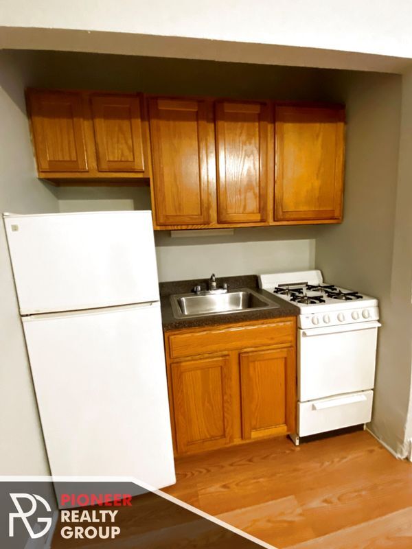 3831 N Fremont St Unit 302