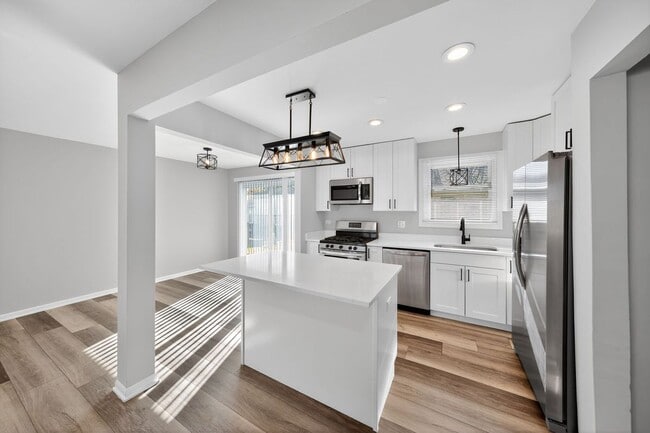 Photo - 6113 Spring Ln