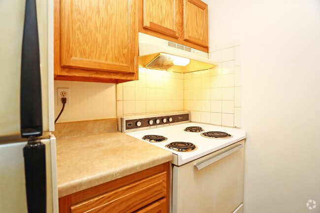 Photo - Watrous Apartments