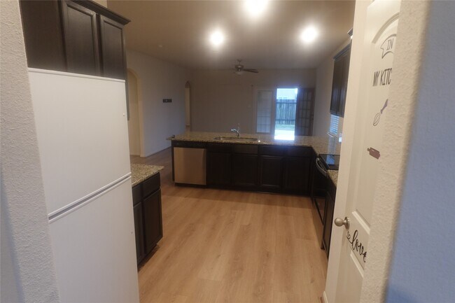 Photo - 300 Eastwood Flats Dr