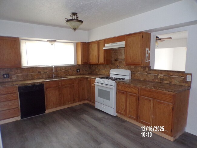 Photo - Great home located close to shopping and restaurants