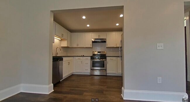 Building Photo - 2453 Neil Ave Rental