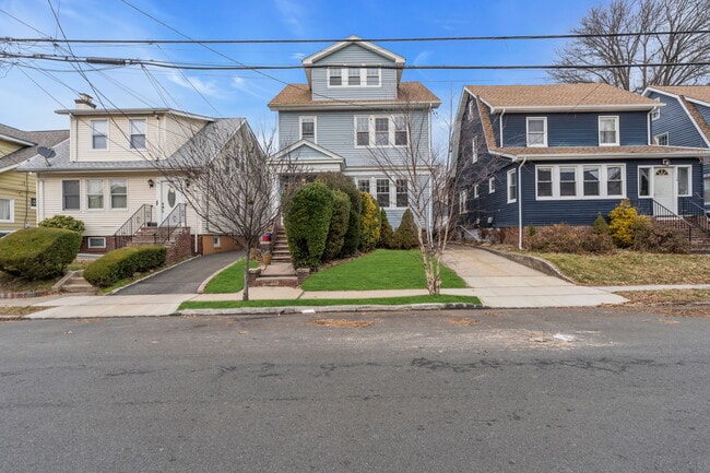 Photo - 181 Jacoby Street