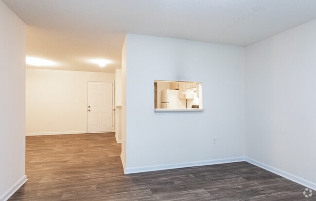 3BR, 2BA - 1018SF - Living Area - Westwood Park