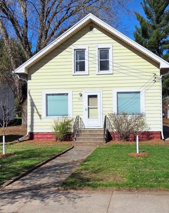 Photo - 816 Starr Ave