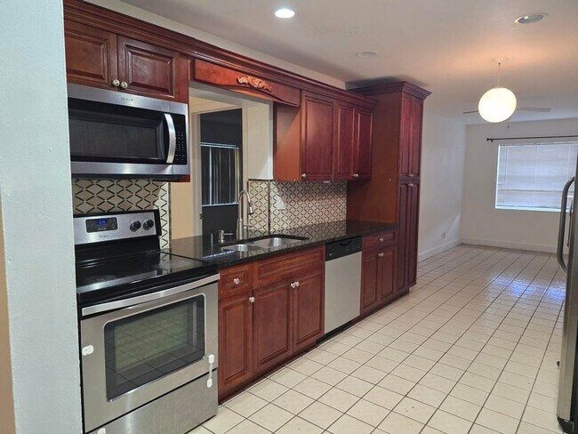 Building Photo - 4125 Pine Branch Cir