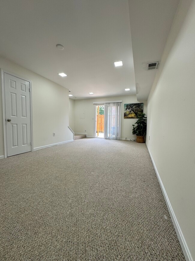 Building Photo - 3814 9th Rd S Rental
